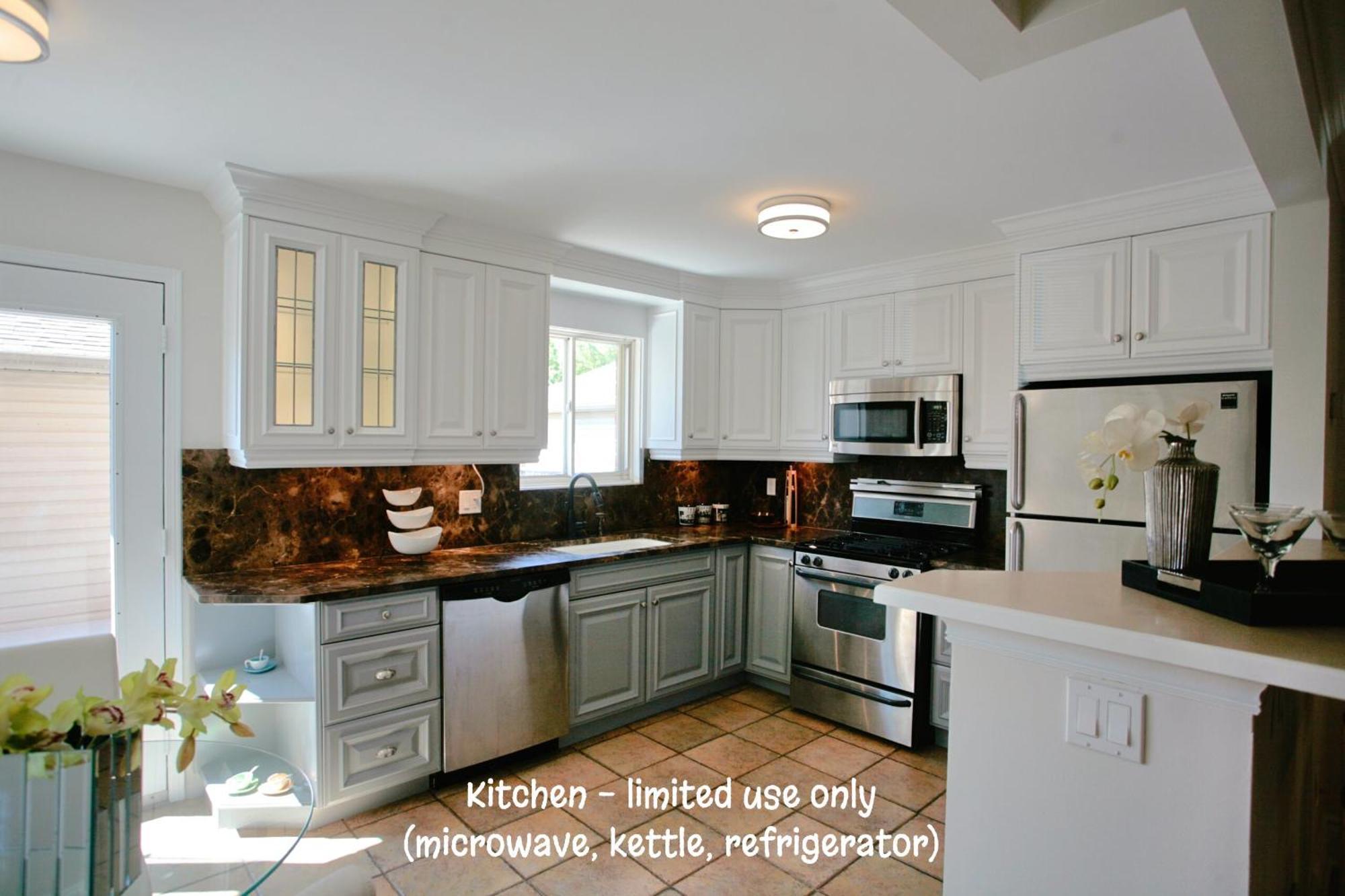 Welcome Home! Acores Bed & Breakfast Toronto Eksteriør billede